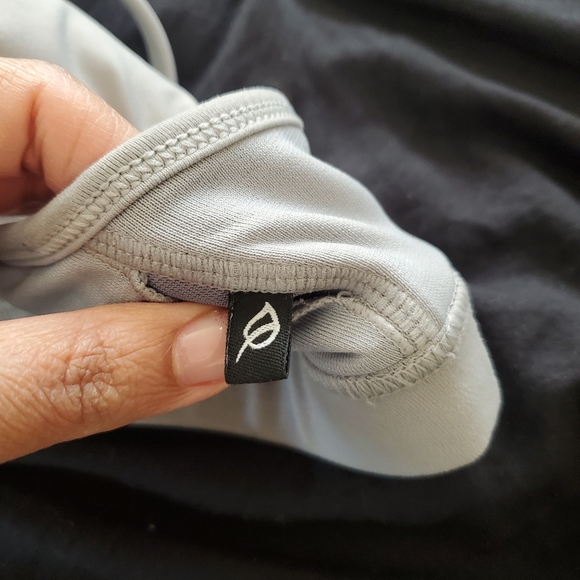 P'tula Gray Strappy Sports Bra Size Small - Picture 7 of 8